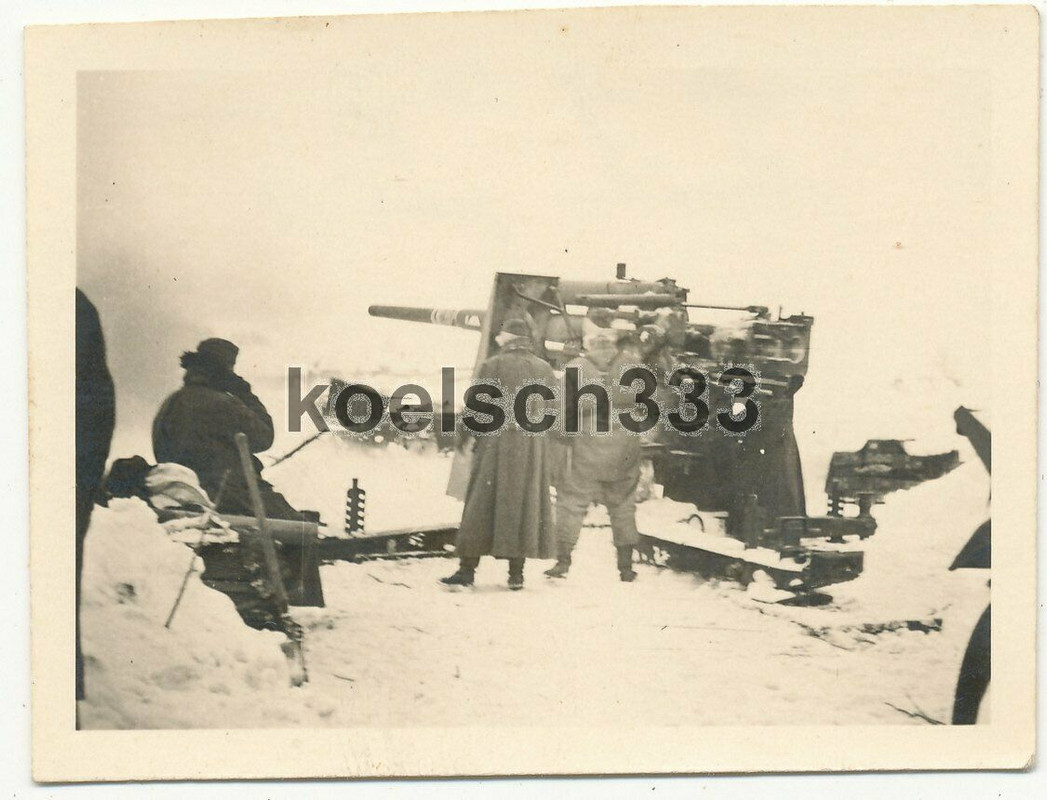 Foto 88 Flak Artillerie Geschütz im Erdkampf im Winter an der Ostfront