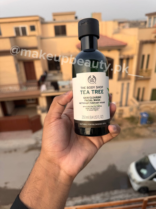 The Body Shop Tea Trica Skin clearing Facial Wash 250 ML