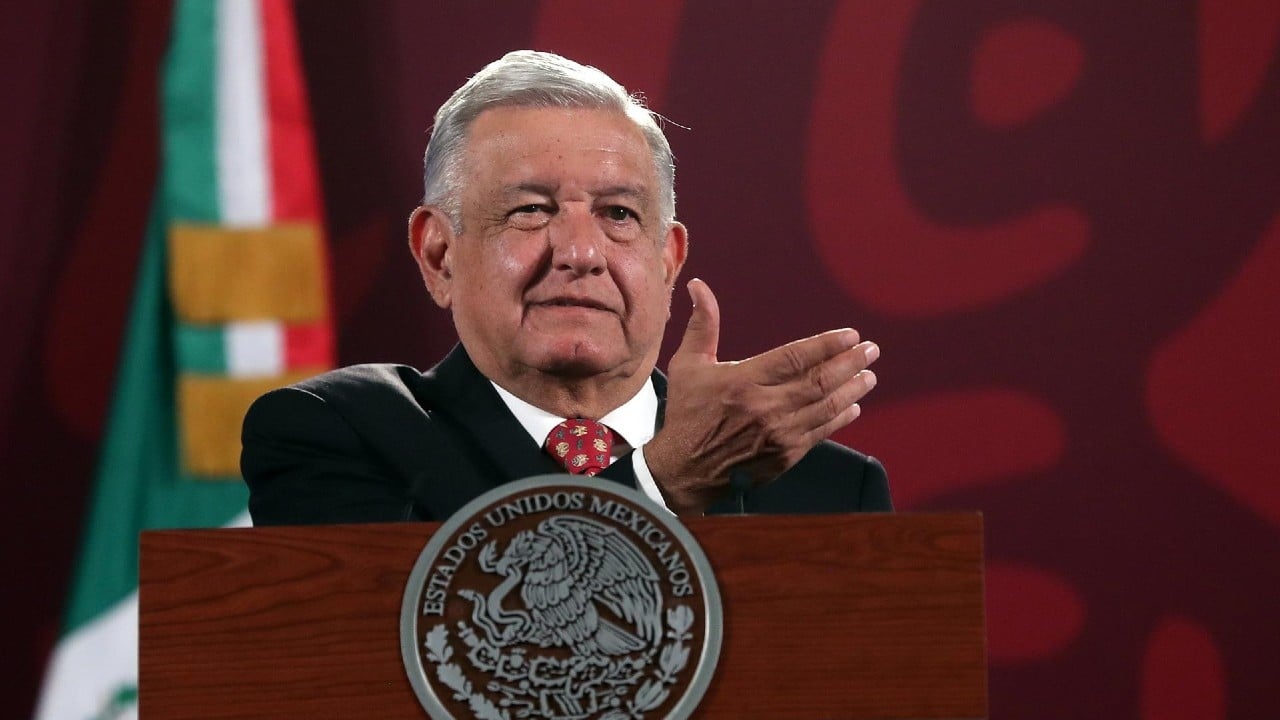 AMLO pide a Netflix que transmita gratis el documental del caso Cassez-Vallarta