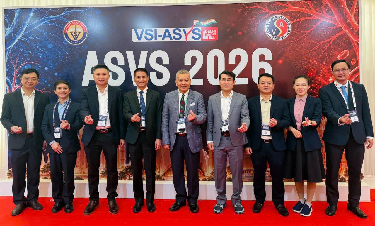 PGS.TS.BS Nguyễn Hữu Ước và các chuyên gia VNVDA chủ tọa, báo cáo khoa học tại ASVS 2026