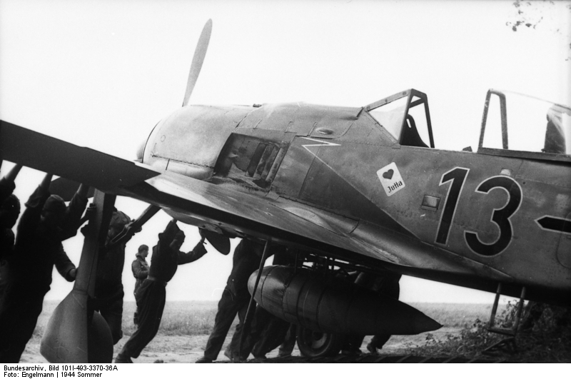 Focke-Wulf-Fw-190-A8-JG26-B13-Josef-Pril