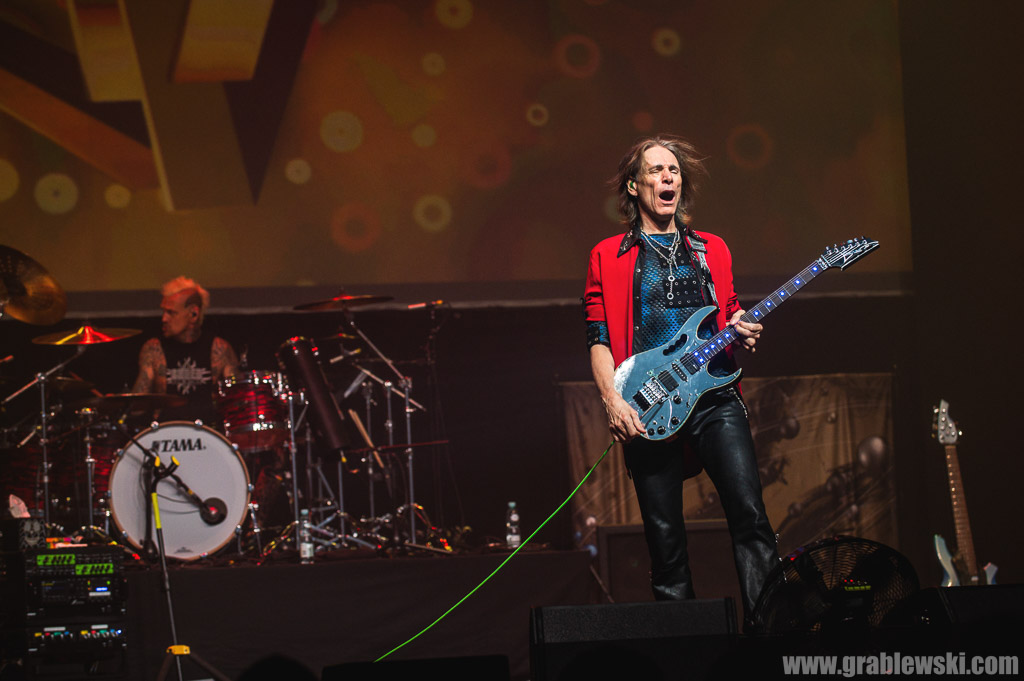 [Obrazek: 2023-05-03-Steve-Vai-039.jpg]