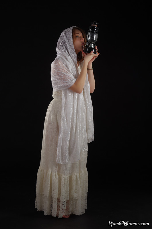 MarvelCharm_Nicolette-Lantern-008