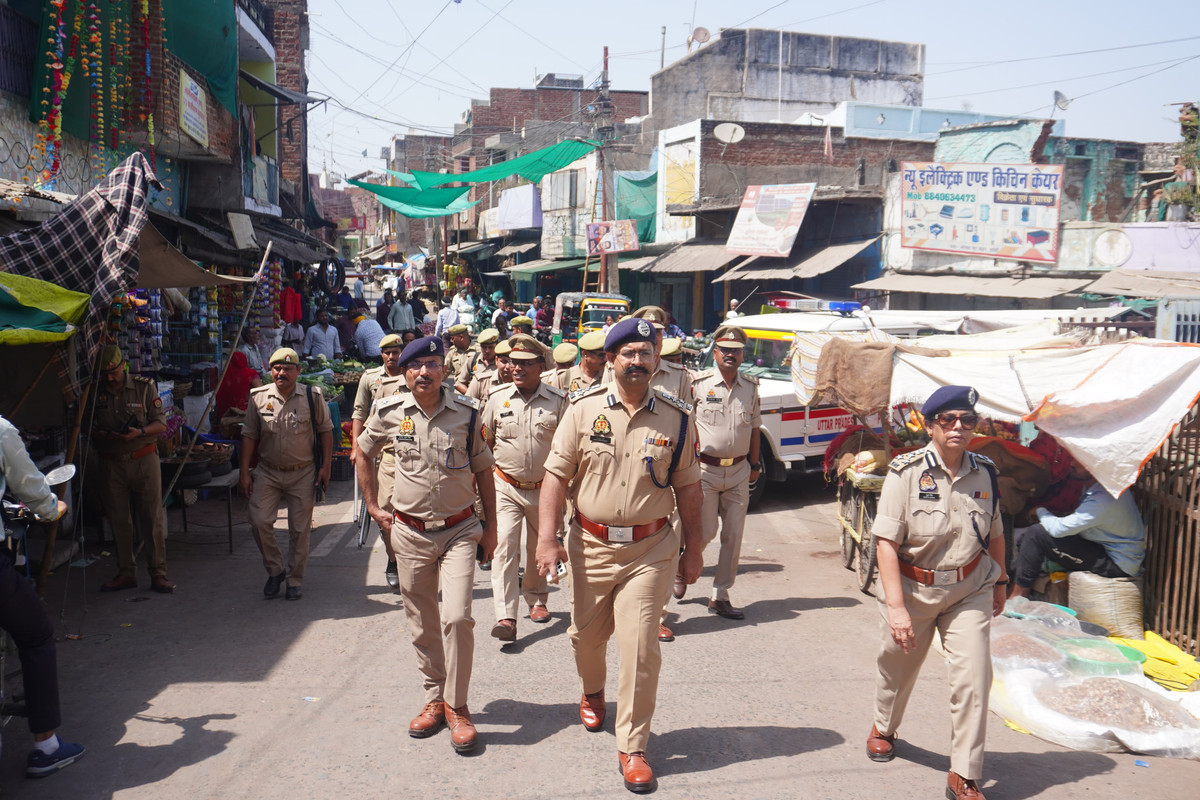 आगामी त्यौहारों को सकुशल सम्पन्न कराये जाने के दिये निर्देश