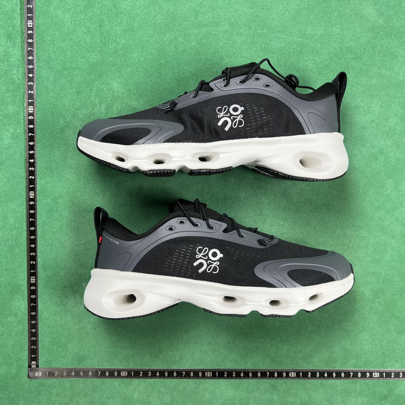Loewe Ballet Runner