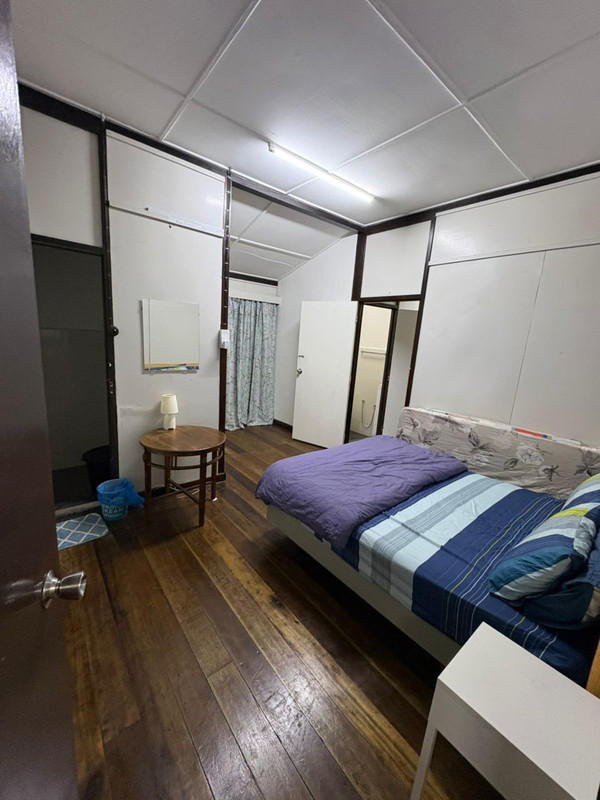 Bilik Kedua - Connection Room