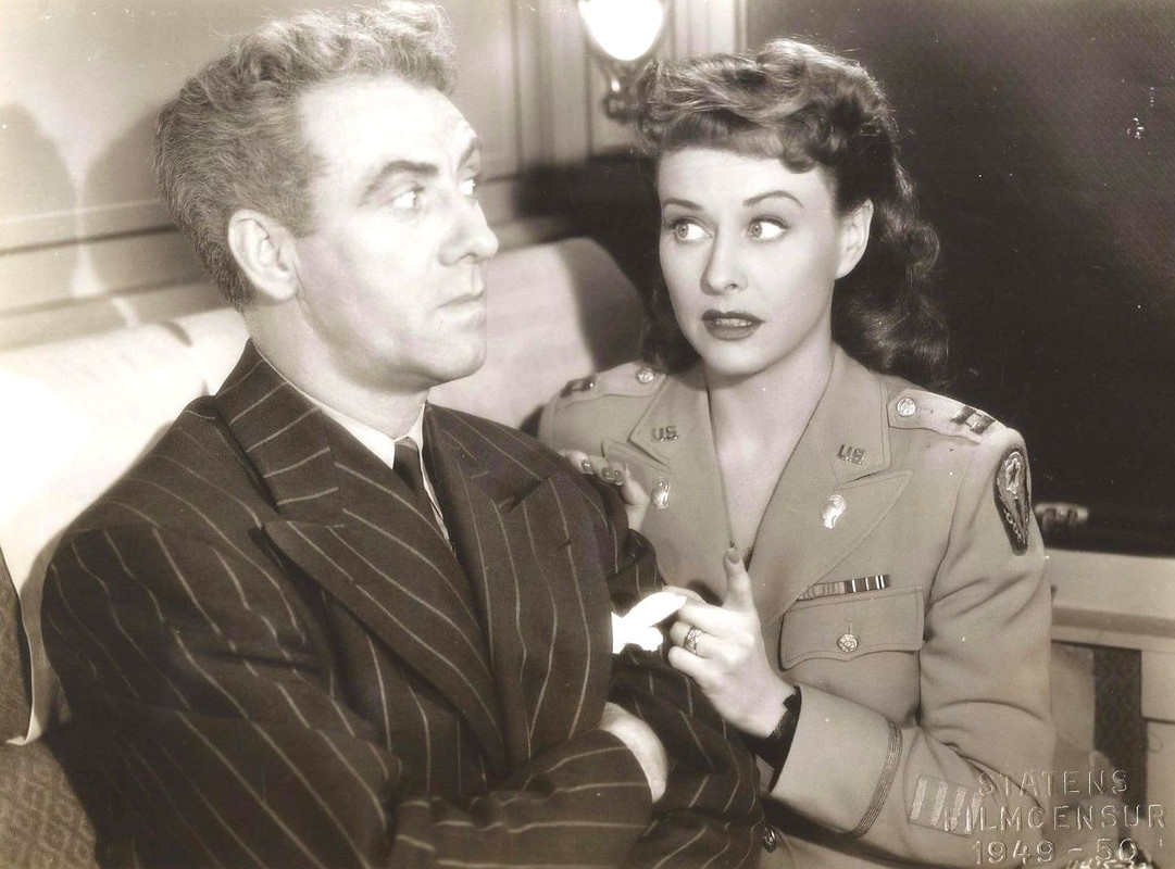 paulette_goddard_mc64