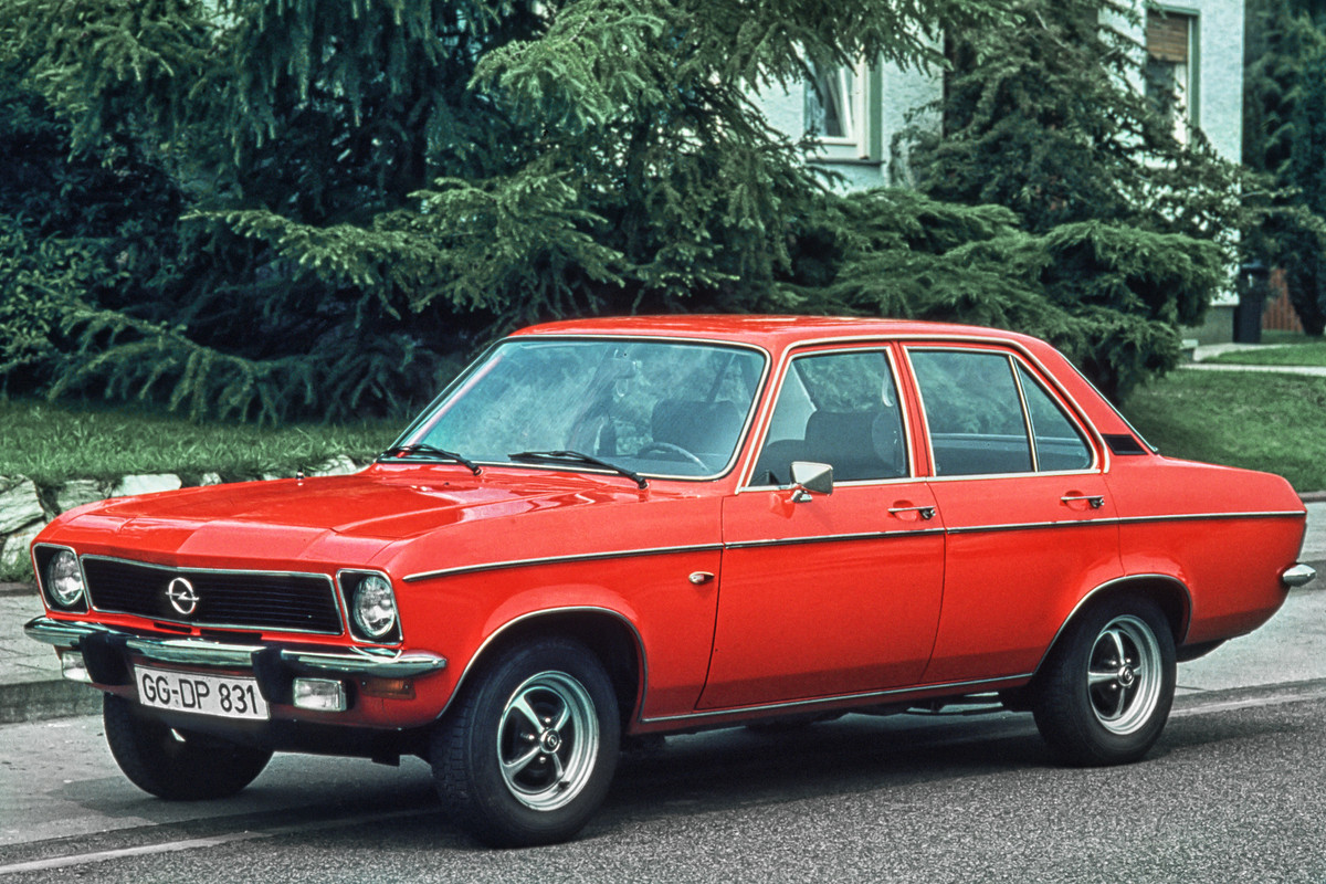Opel-17348