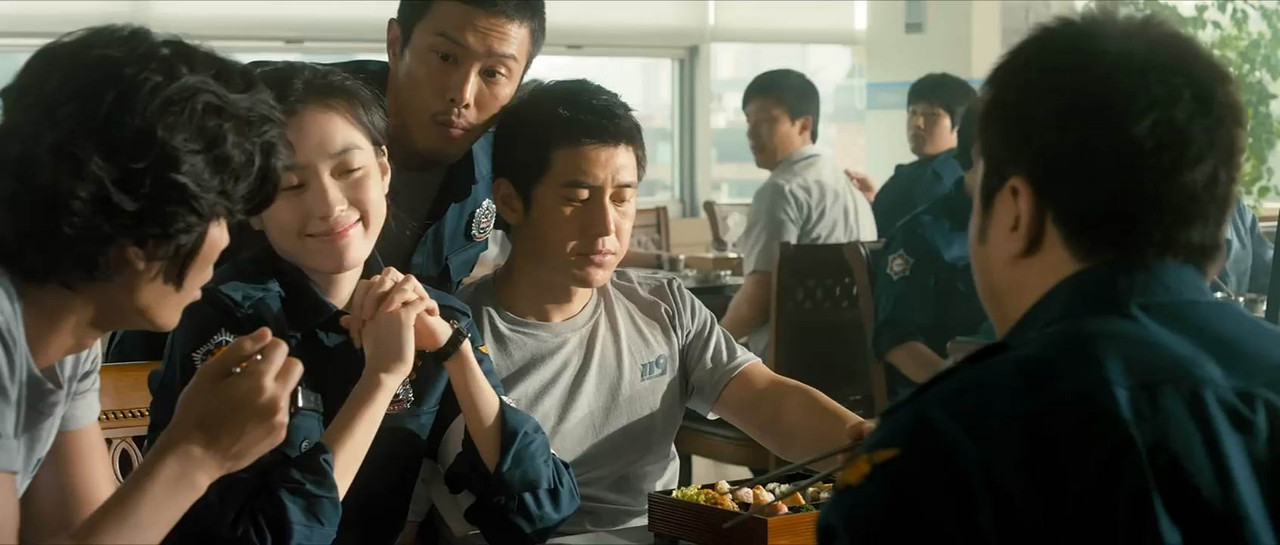 Love 911 2012 WebRip [Hindi + Tamil + Telugu + Korean] 480p, 720p ESub Screenshot