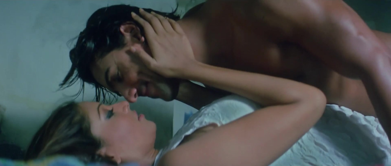 Jism (2003) - Chalo Tumko Lekar Chale - 1080p 200
