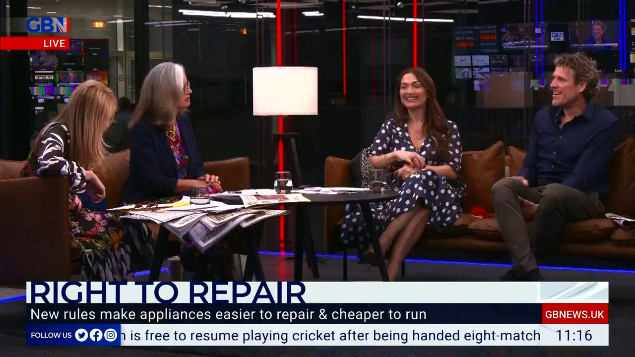 07.03 - 10.00.00 - Saturday Live. Opinion, news and a bit of fun on S..._001.ts_snapshot_20.39.488