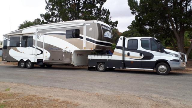 RV.Net Open Roads Forum: Class C Motorhomes: Different way to take your car