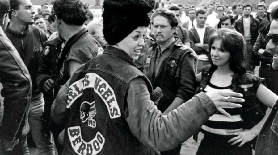 Ангелы Ада - запрещённый клуб, войны и тайная жизнь байкерской мафии Ангелы Ада - запрещённый клуб, войны и тайная жизнь байкерской мафии