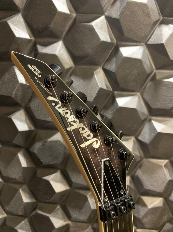 EB185E7A-574F-4C1E-90D2-5B553911E37A