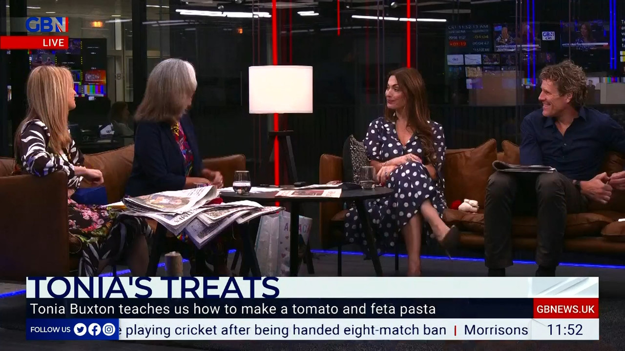 07.03 - 10.00.00 - Saturday Live. Opinion, news and a bit of fun on S..._002.ts_snapshot_00.04.426