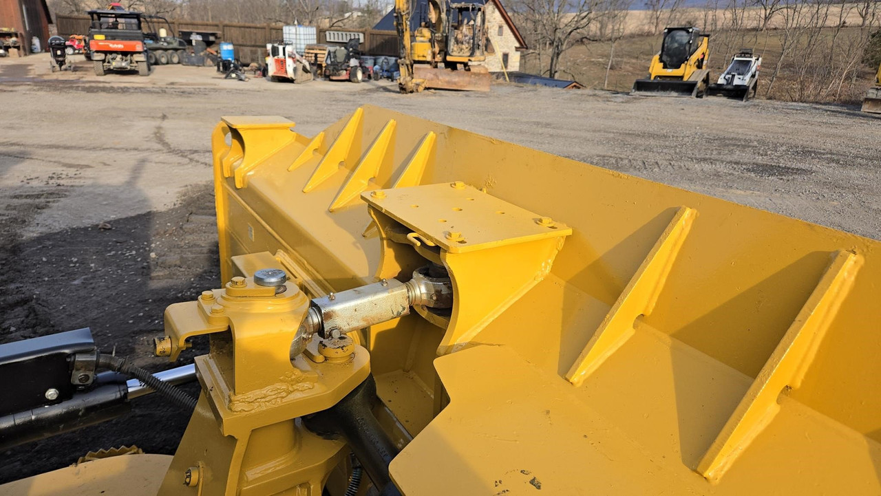 Vehicle thumbnail 40