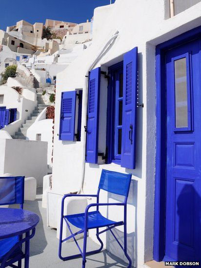 blue-window-santarini.jpg
