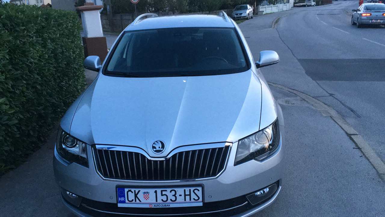 73D95EB4-697F-4456-96AF-351468A041D9