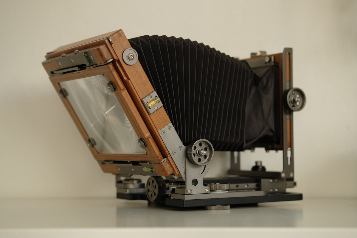 8DB2EB17-D3D5-4DC7-B646-AF48A41DFC43