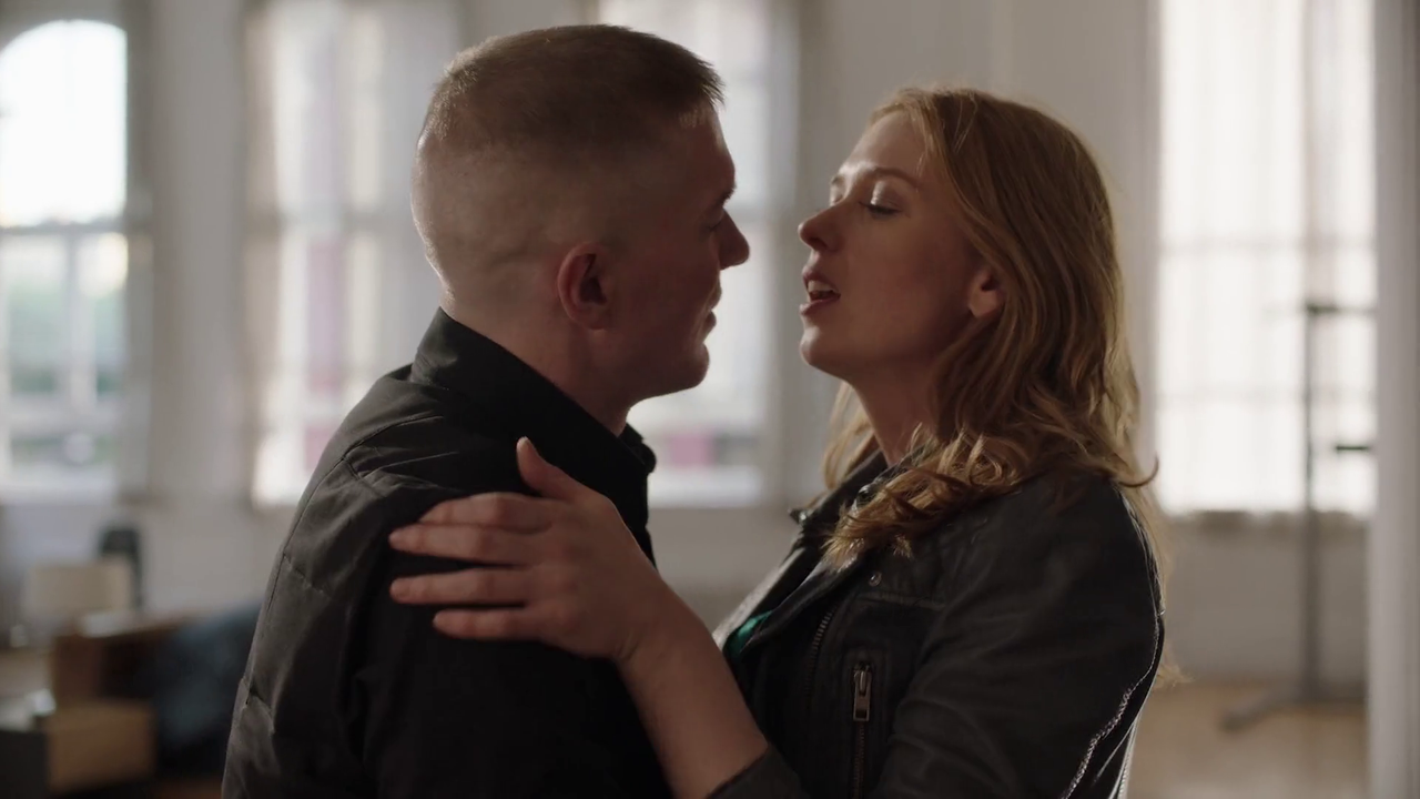 vlcsnap-2025-04-15-21h09m36s232