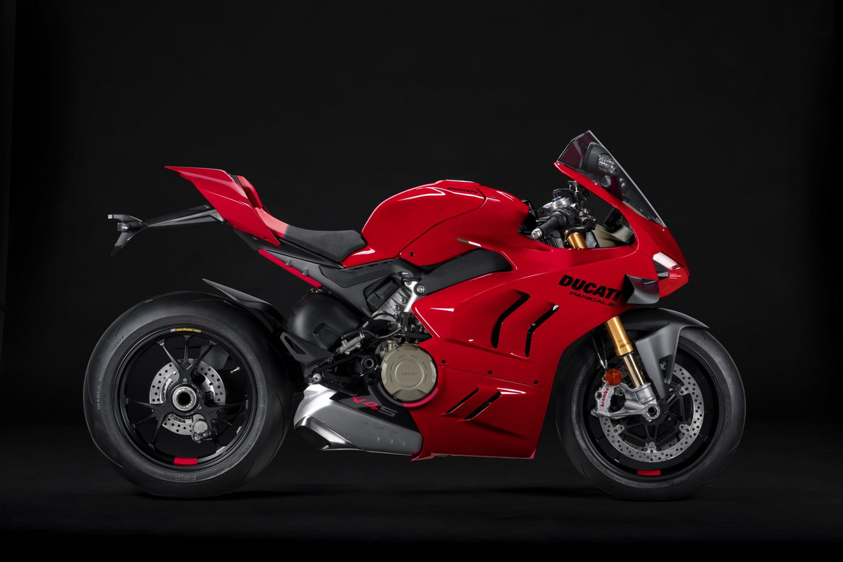 Супербайк Ducati Panigale V4 2022