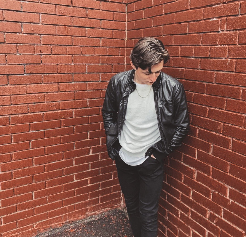 43A262FE-B4A0-46A7-973C-B2A449C073ED