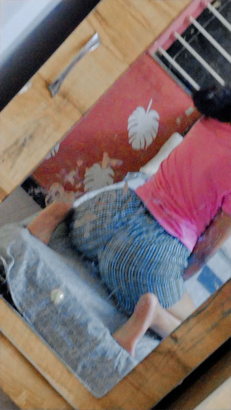 photo_6273998843888650425_y