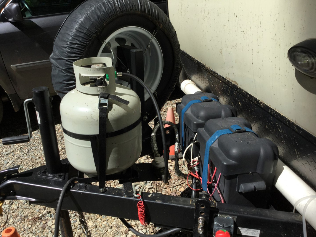 IMG_0527 moved spare and gas tank (Large)