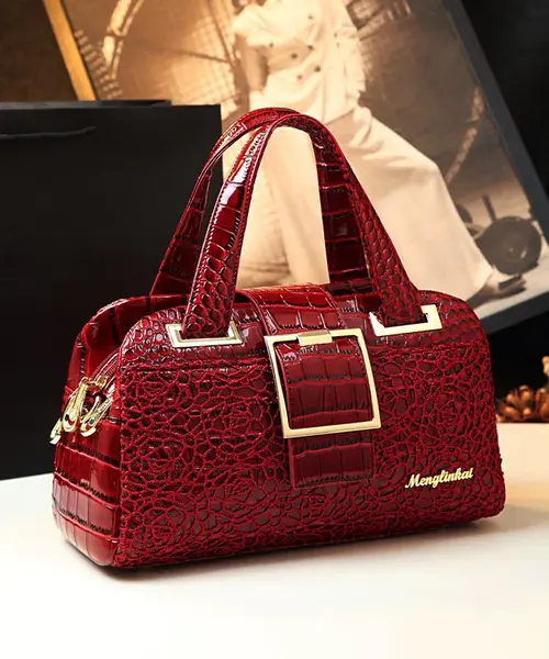 bag-red-alligator.webp