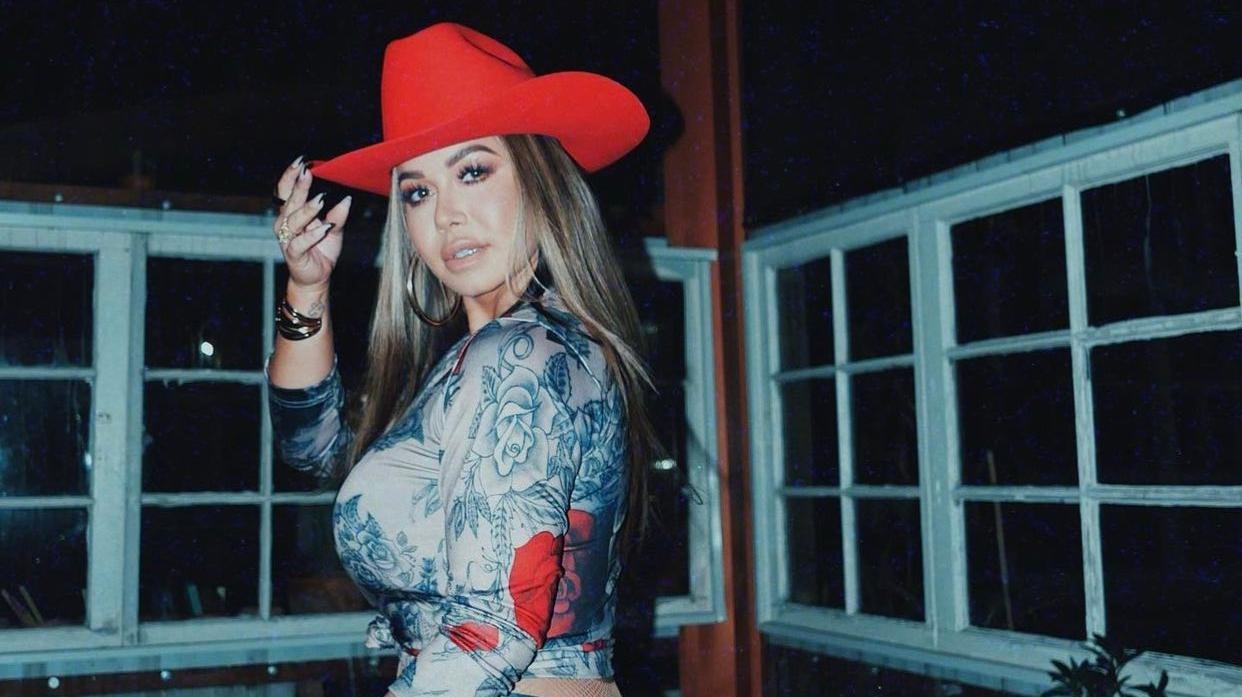 Chiquis Rivera deja a todos en shock al confesar que es 15% lesbiana