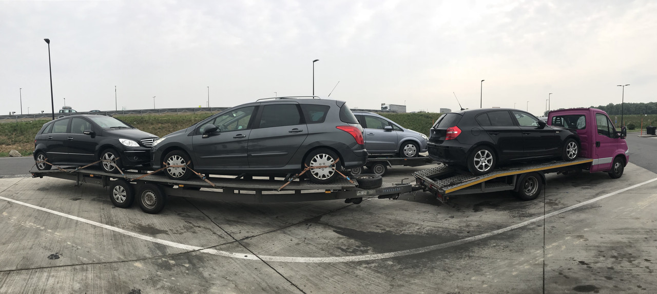 6EF68B40-9E81-4181-9B6E-6EBFD76CDC4F