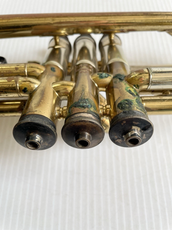 Reynolds 1941 Model 50B trumpet SN 2679 (20)