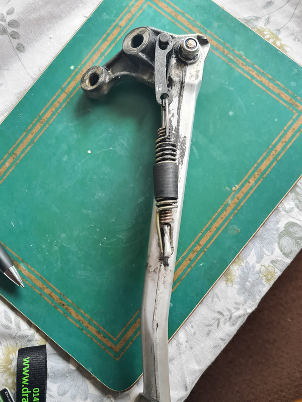 3B9B9578-DA05-4CA7-A5B9-F79EEA355618