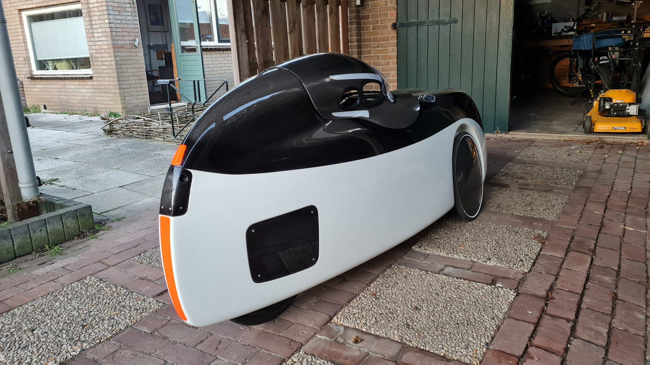 439B09ED-9BBA-4CA9-A22F-894C8E4AB90E