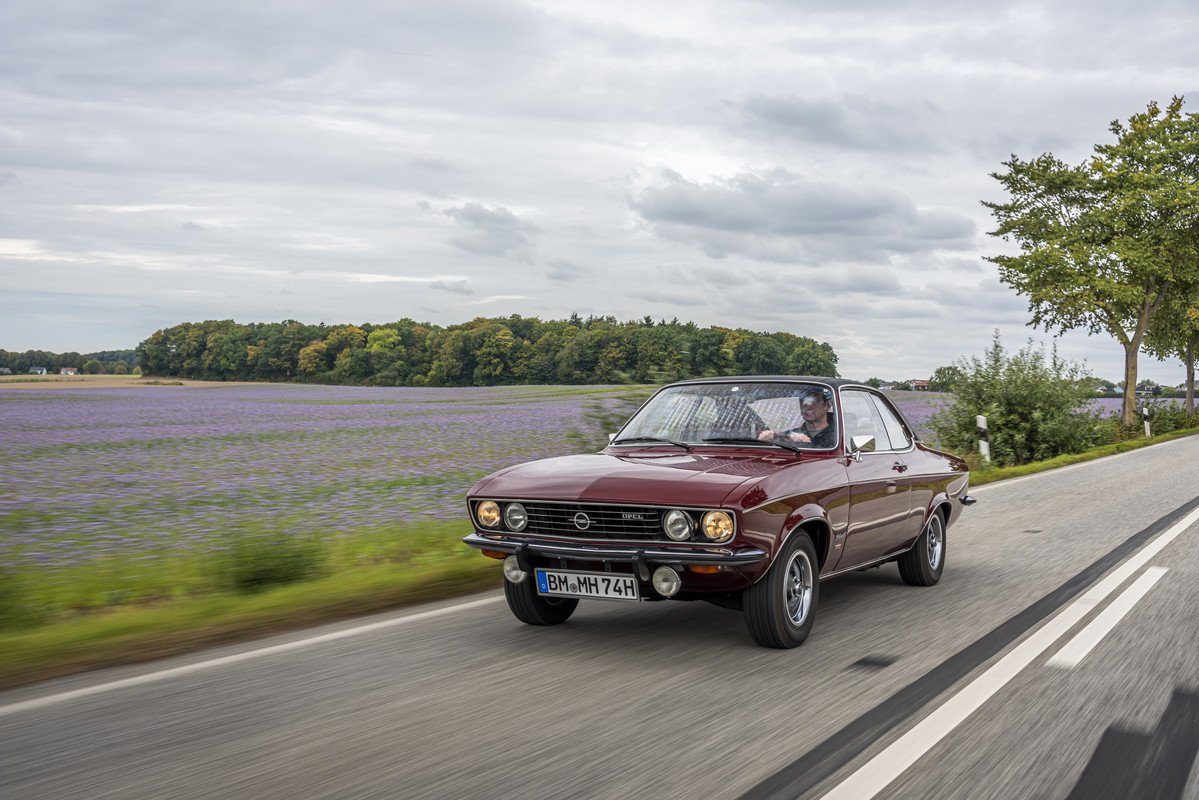 16-Opel-Manta-513189