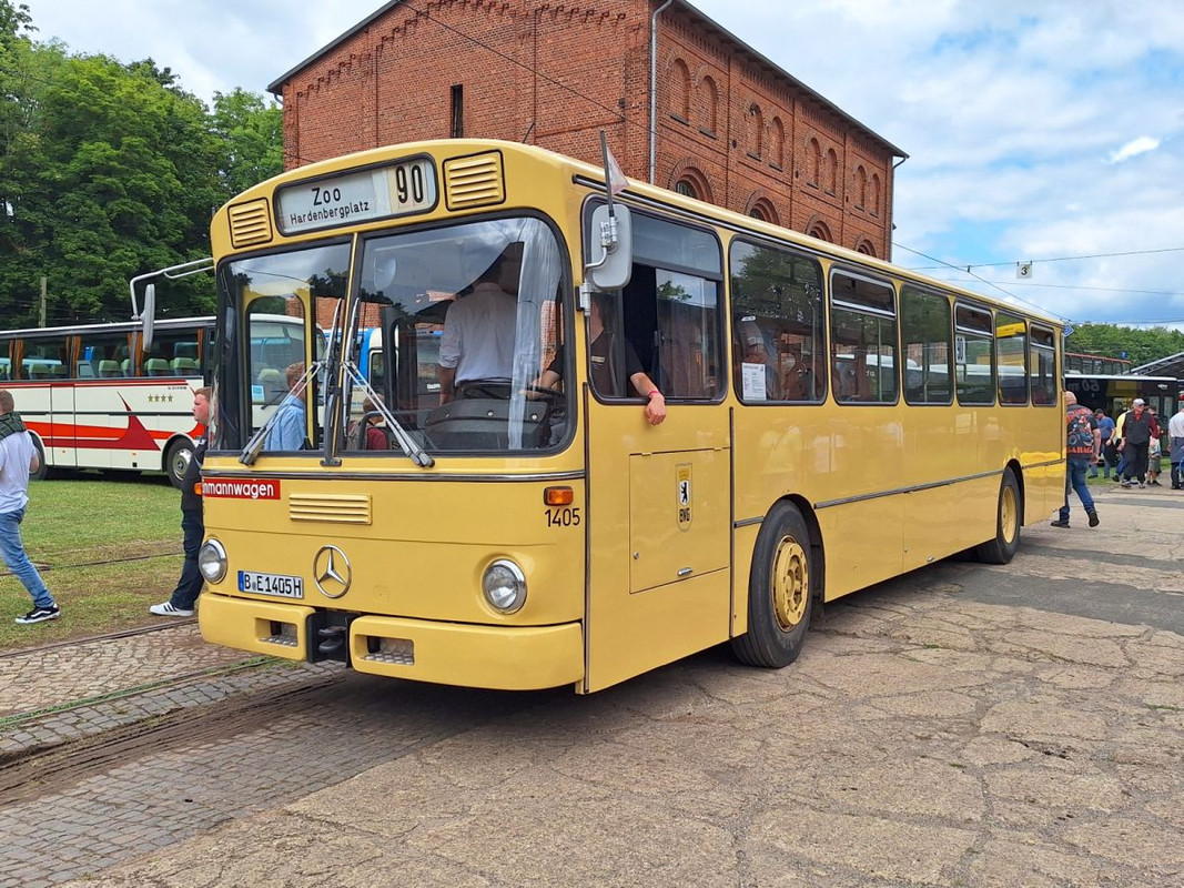 https://i.postimg.cc/hvCyNH7r/dso17-BE1405-H-Wehmingen-130725.jpg
