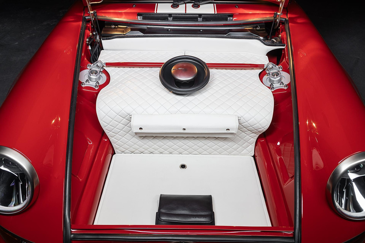 1992-porsche-911-carrera-2-targa12.jpg
