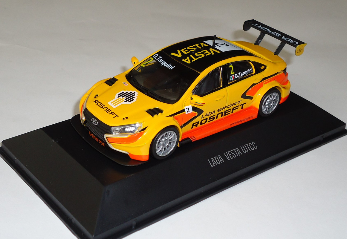 Lada-Vesta WTCC (2016, G.Tarquini)