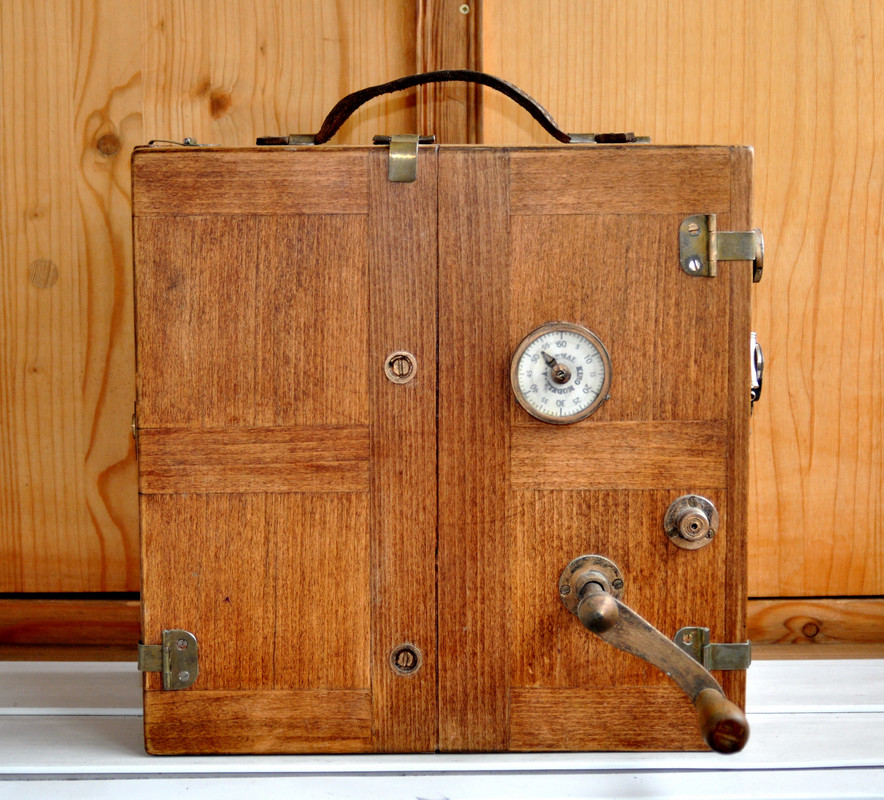 Кинокамера (2)