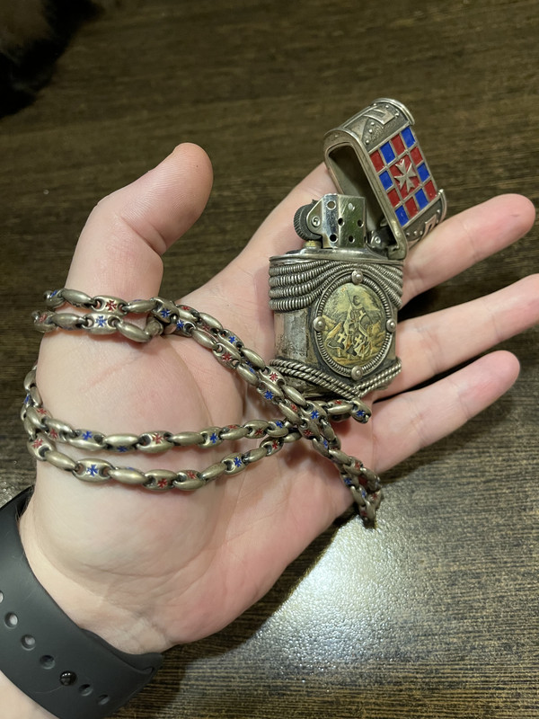 0B5B418E-826D-405D-BBF8-58E456EC79FD