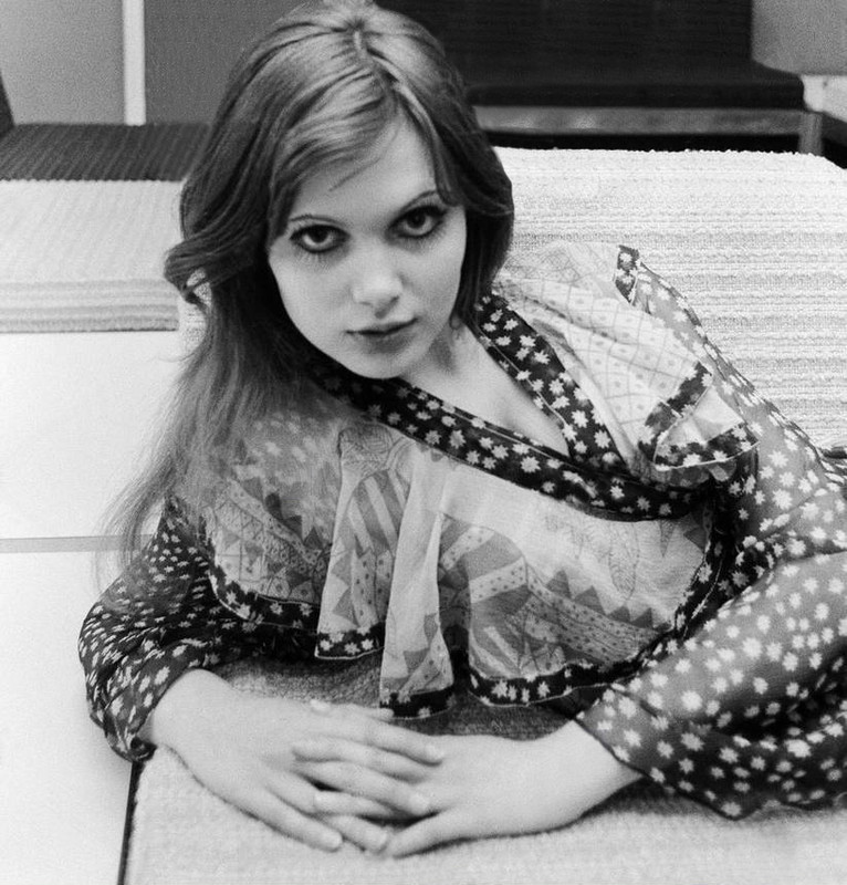 madeline_smith_b68