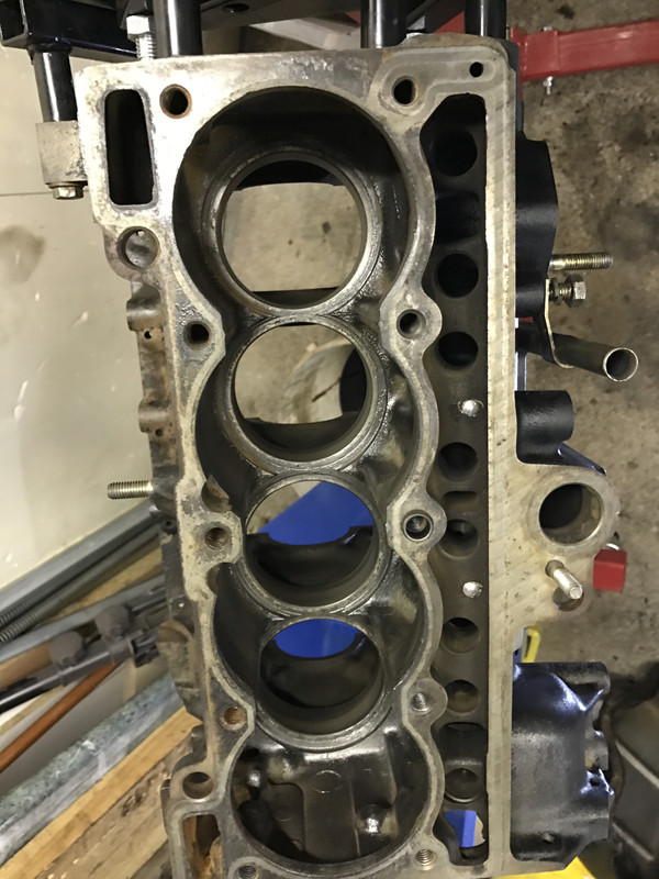 Restauration 4L (1180)