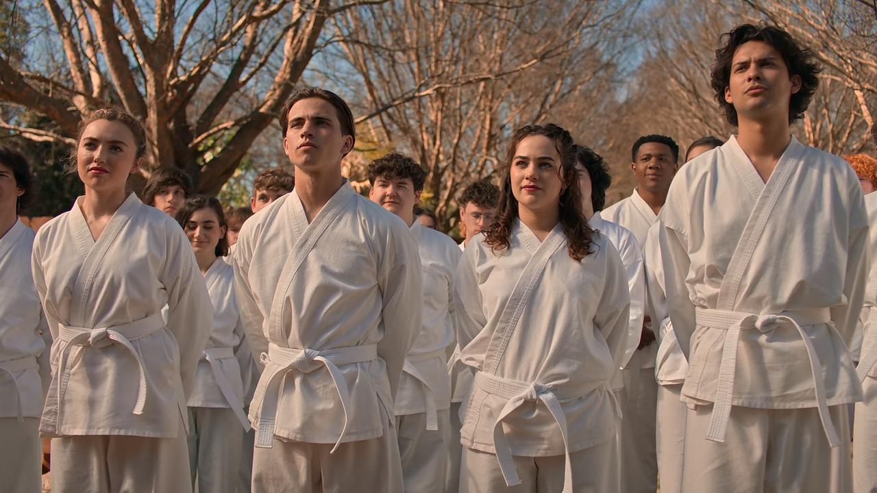 Cobra.Kai.S06E05.Best.of.the.Best.1080p.10bit.NF.WEB-DL.DDP5.1.HEVC-Vyndros.mkv_snapshot_05.10_[2025