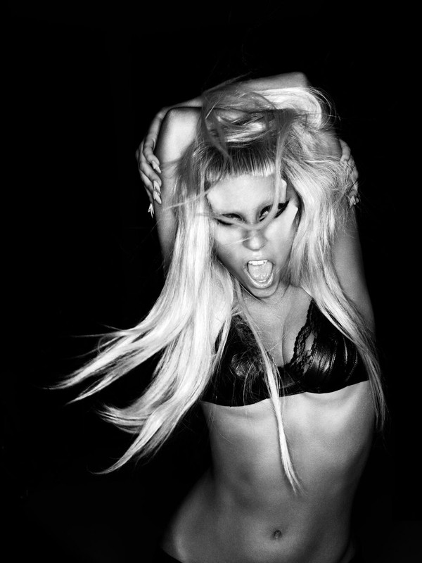 12-14-10-Nick-Knight-001.jpg