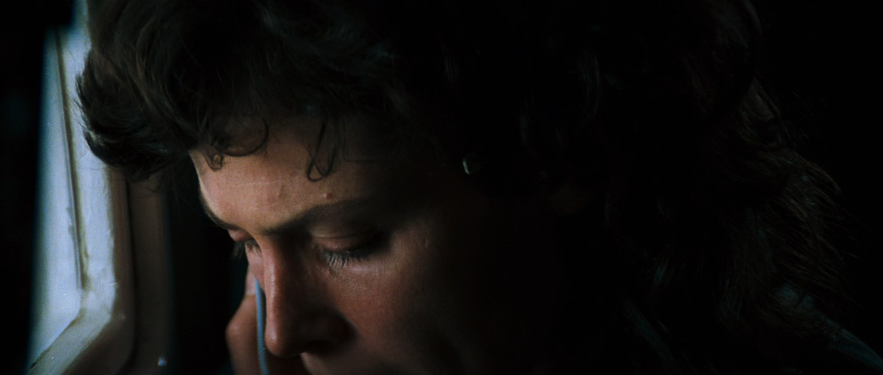 Alien 1979 (1080p x265 10bit Tigole).mkv_snapshot_01.14.59_[2016