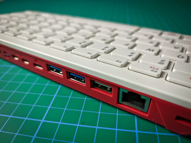 input connectors raspberry pi 400