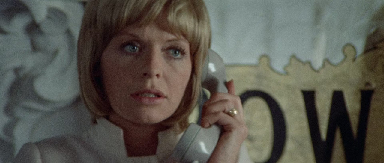 Images (1972) (1080p BluRay x265 r00t)-1