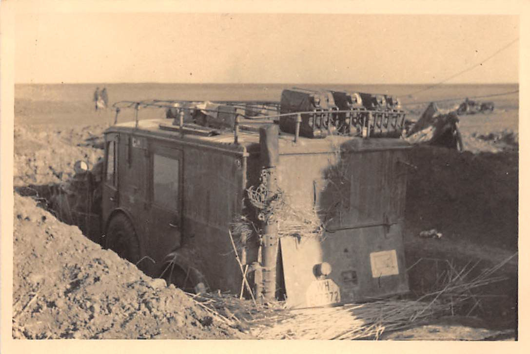 Eingegrabener Funkkraftwagen Kfz.17 Chugun Kalmü