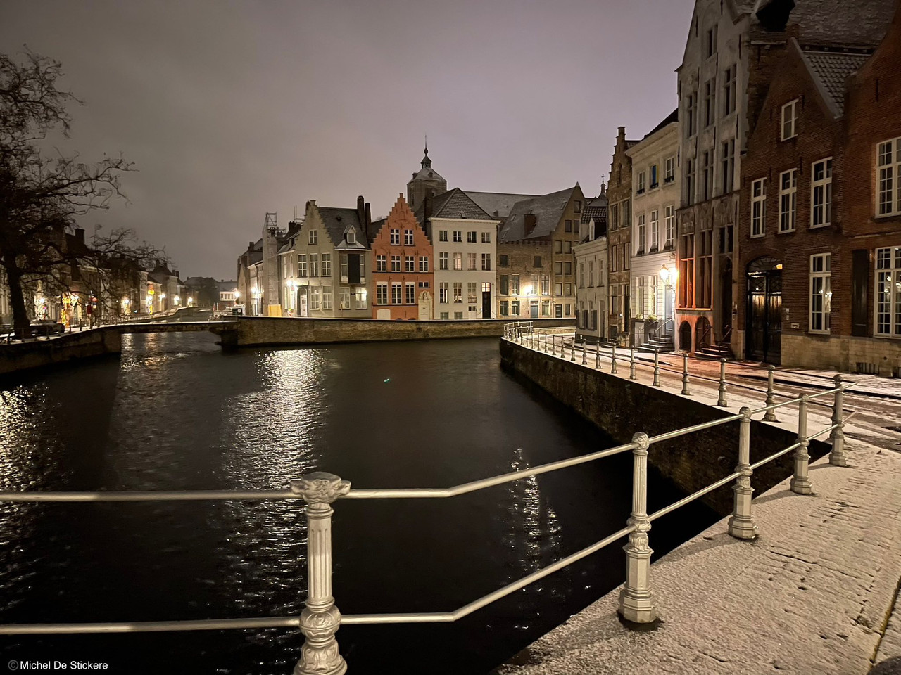 Photo 2025 11 23 01h30 Bruges 007 Brugge vroeger en nu