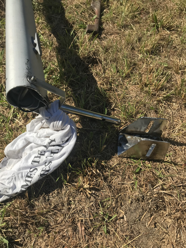 FB0F1772-6E5A-4AD5-8304-CB471137E3D0